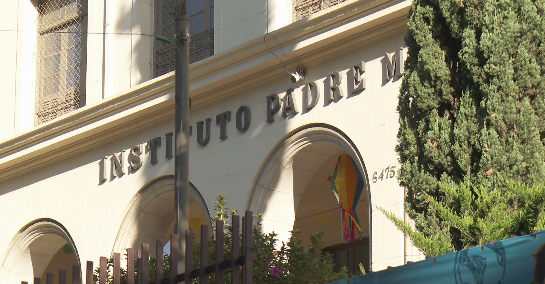 Mulher é atingida por disparo durante festa junina de escola infantil de BH