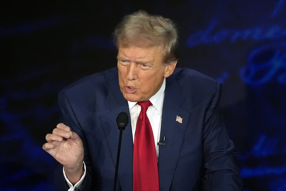 Donald Trump durante debate presidencial da ABC News, em 10 de setembro de 2024 — Foto: Jacquelyn Martin/AP