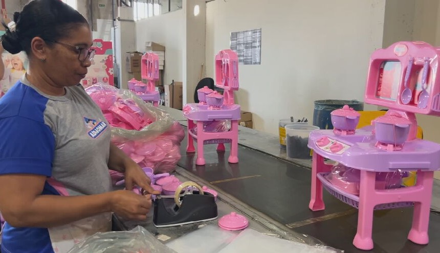 Maior produtora de brinquedos da América Latina se prepara para o Dia das Crianças