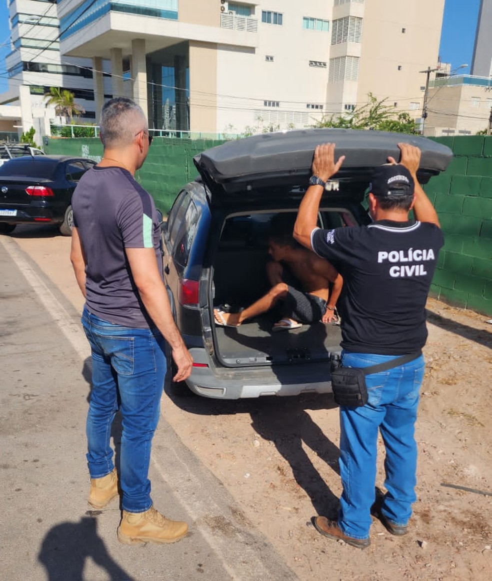 Jovem é preso e confessa ter matado com canivete morador de rua que dormia em rede em São Luís — Foto: Divulgação/Polícia Civil