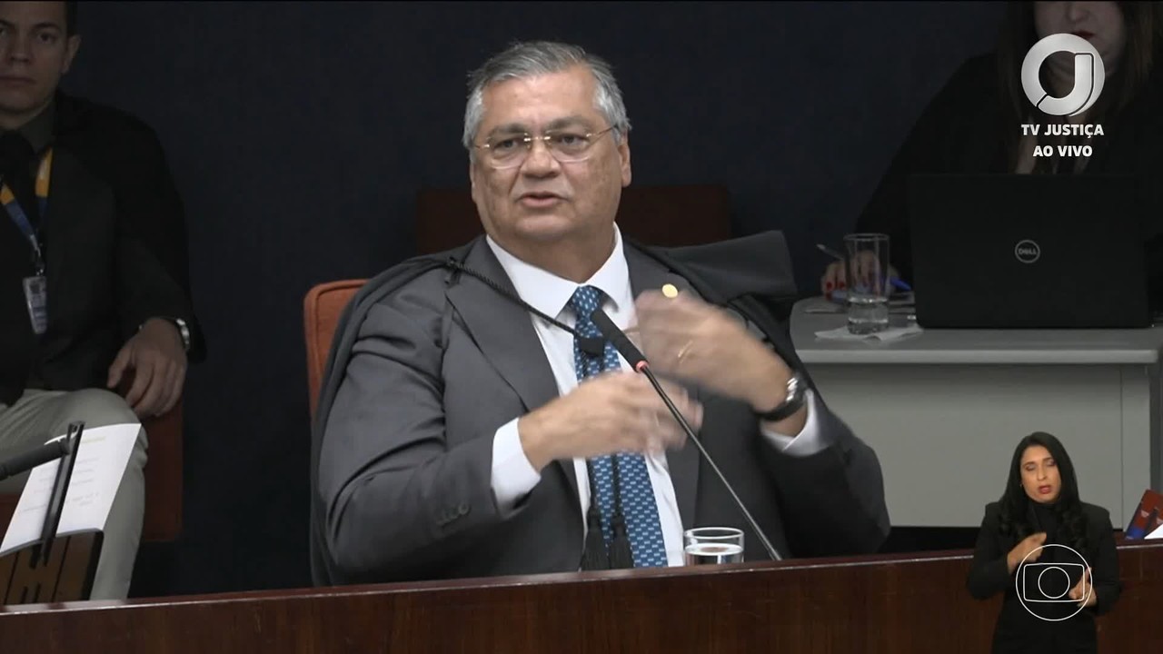 Moraes autoriza investigação sobre ameaças contra Dino no inquérito das milícias digitais 