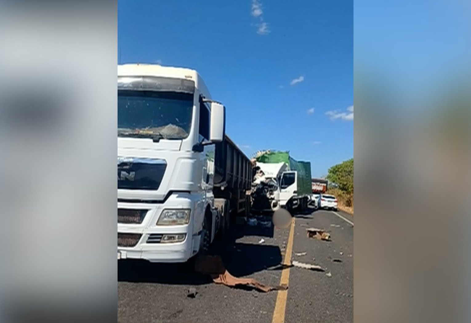 Criança morre em acidente entre caminhões na TO-010 