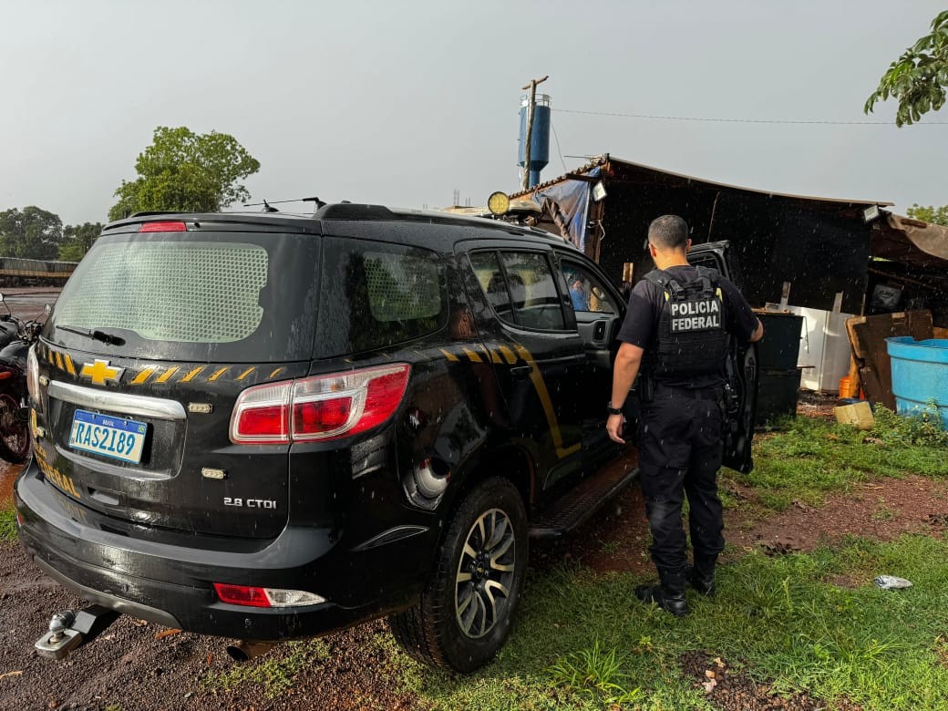 Quatro são presos em operação da PF em MT e RO contra grupo suspeito de tráfico de drogas e armas na fronteira com a Bolívia 