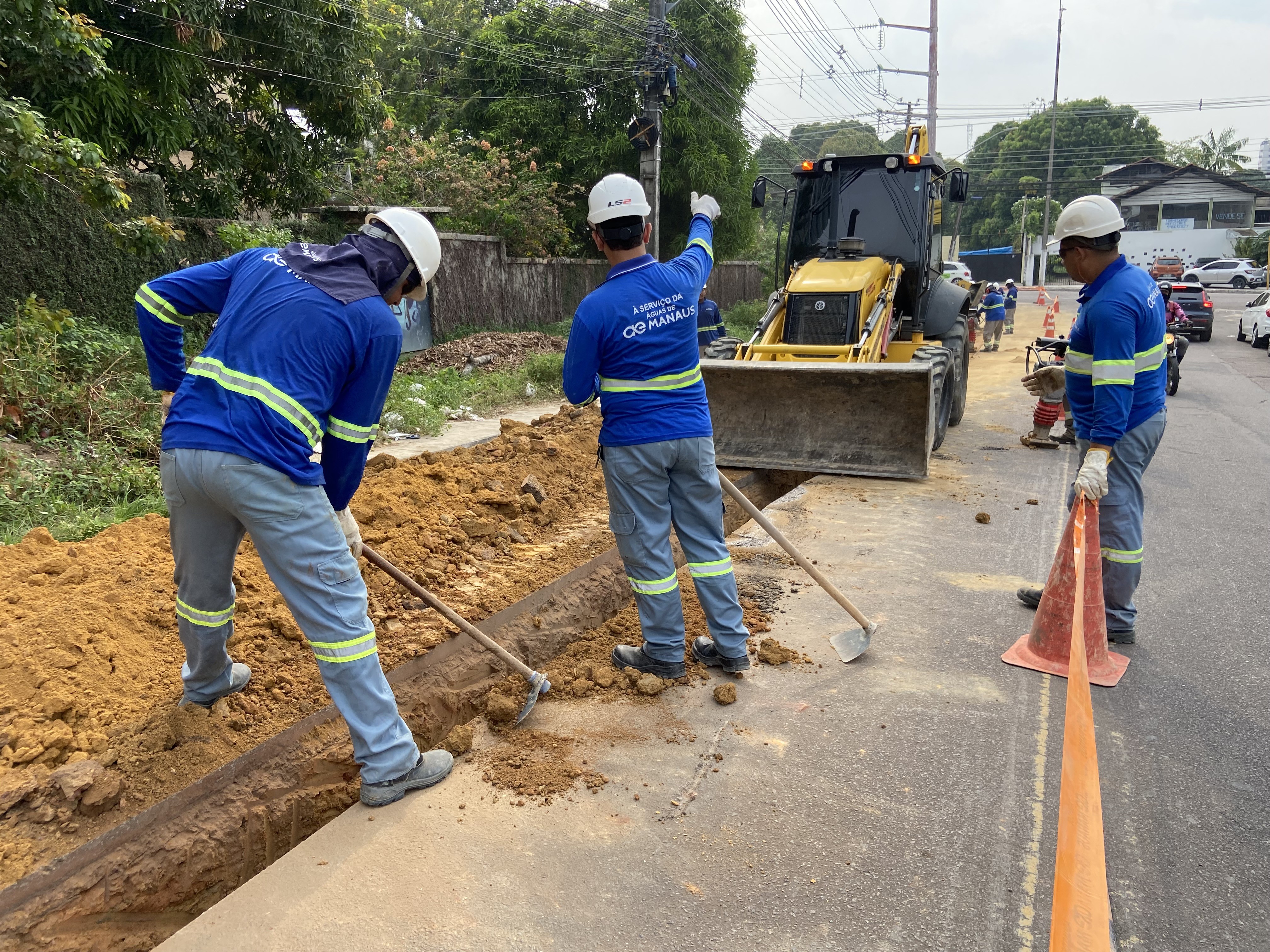 Trata Bem Manaus: Obras de esgoto avançam em cinco zonas da cidade