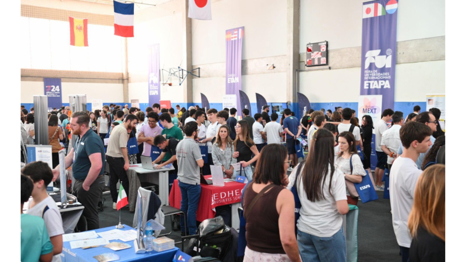 Feira de Universidades Internacionais do Etapa, a maior de Campinas e região