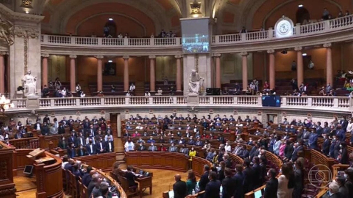 Portugueses vão às urnas hoje para definir novo Parlamento