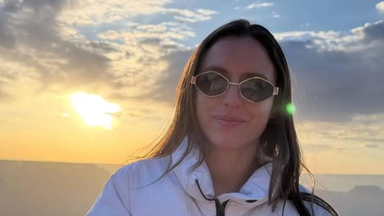 Atriz brasileira presa pelo ICE recebe autorização para deixar EUA voluntariamente, diz família