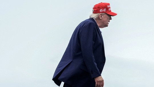 Aprovação de Trump cai para 33%, menor nível já registrado