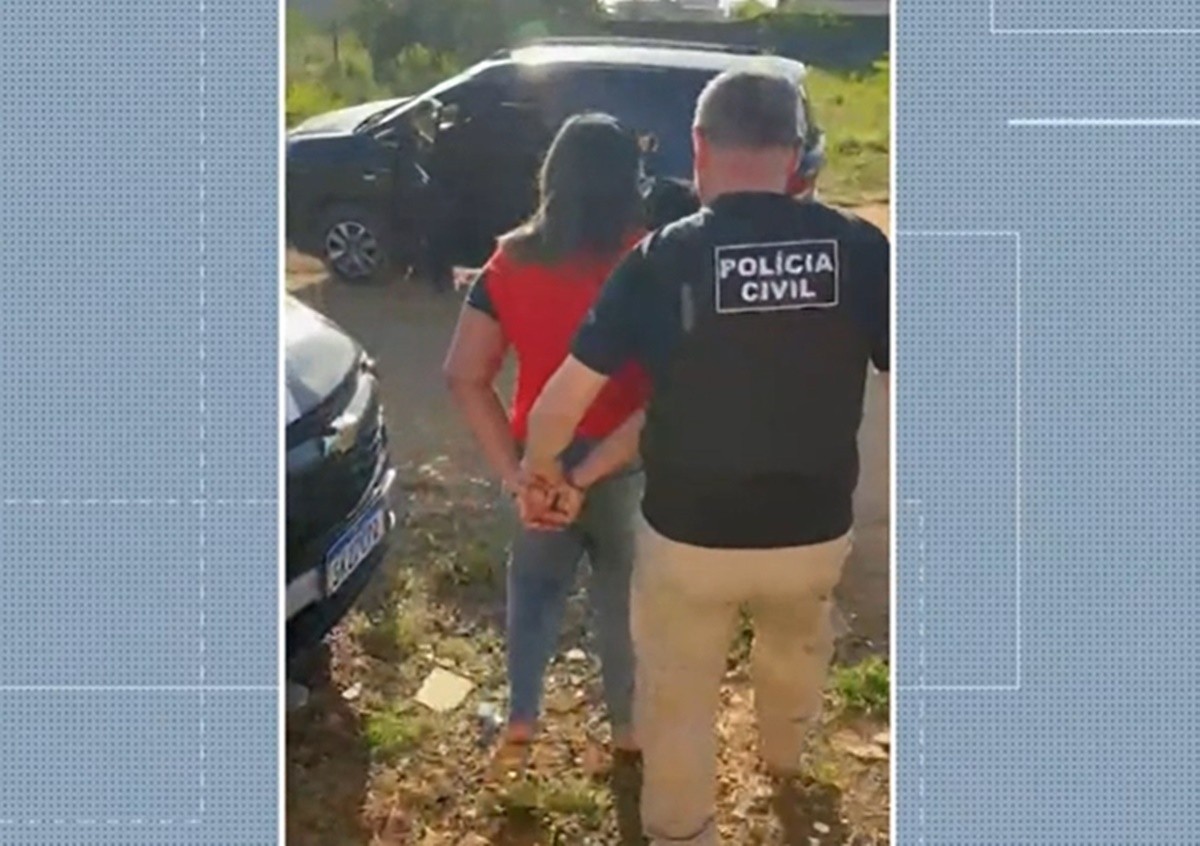 Mulher considerada foragida do RN é presa em praia do Conde, na Paraíba