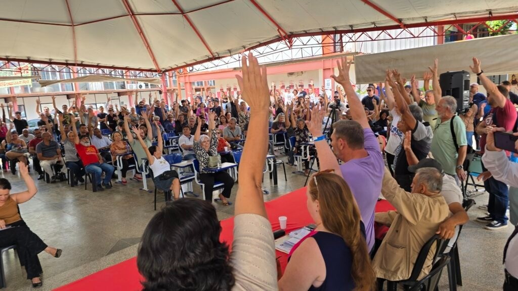 Servidores da UnB suspendem greve iniciada há mais de seis meses; biblioteca reabre na segunda