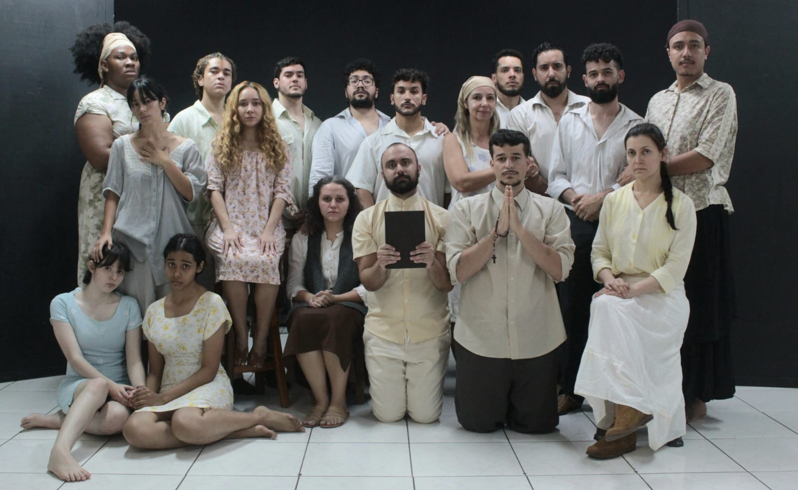 Cover de Foo Fighters e peças teatrais agitam o fim de semana em Uberlândia e Uberaba