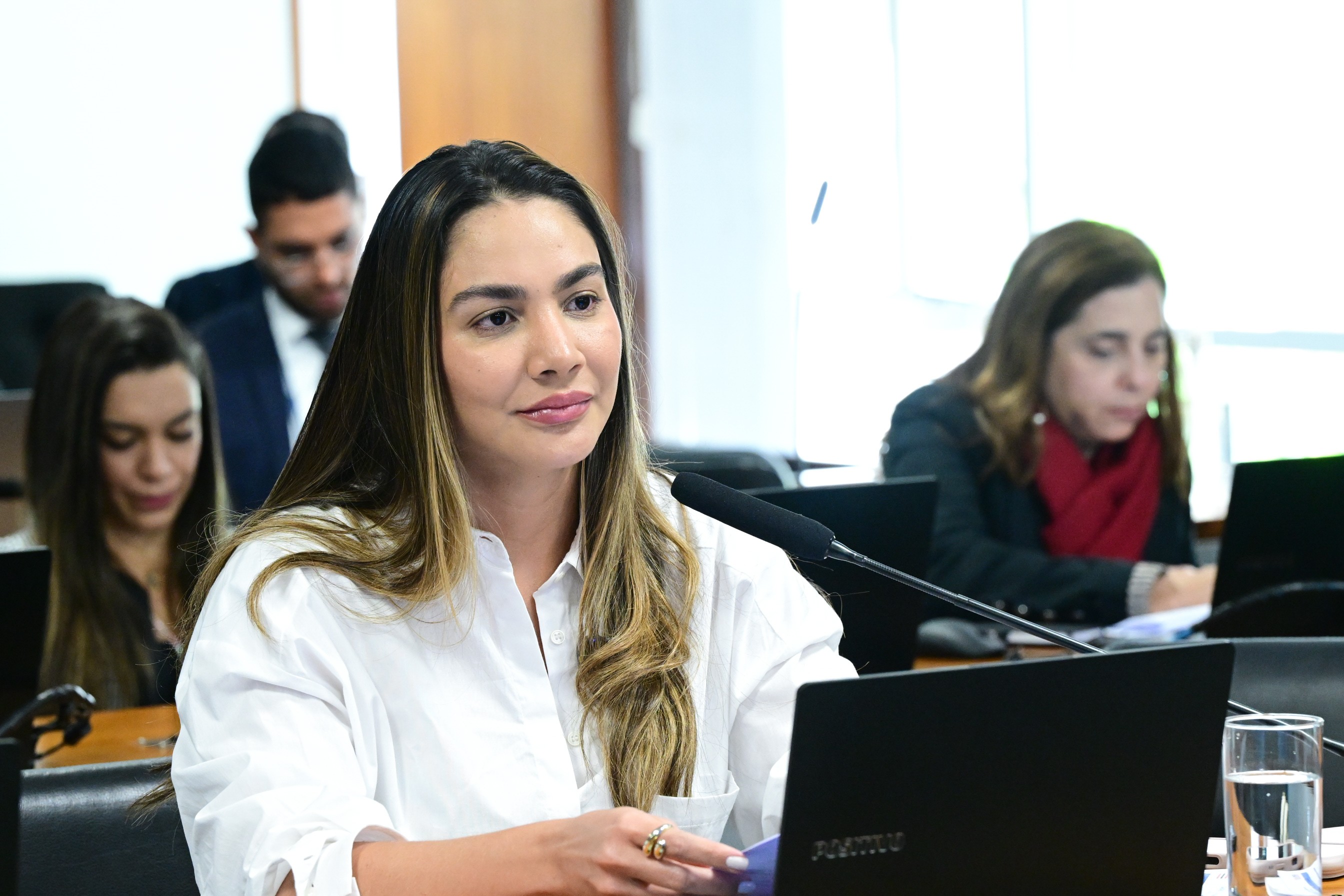 Senado aprova projeto que define misoginia como crime e o equipara a racismo