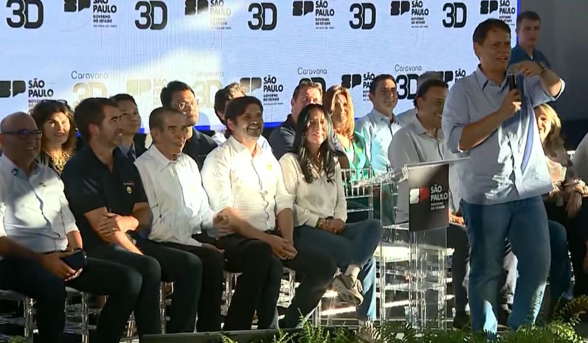 Em visita à região de Campinas, Tarcísio vistoria obras do Trem Intercidades e inaugura Fatec