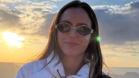 Atriz brasileira é presa pelo ICE no aeroporto de Los Angeles