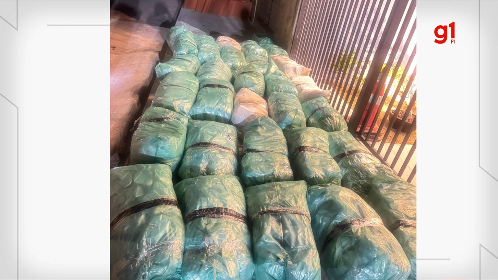 Motorista que levava 320 kg de maconha sofre acidente e acaba preso pela PRF no PI