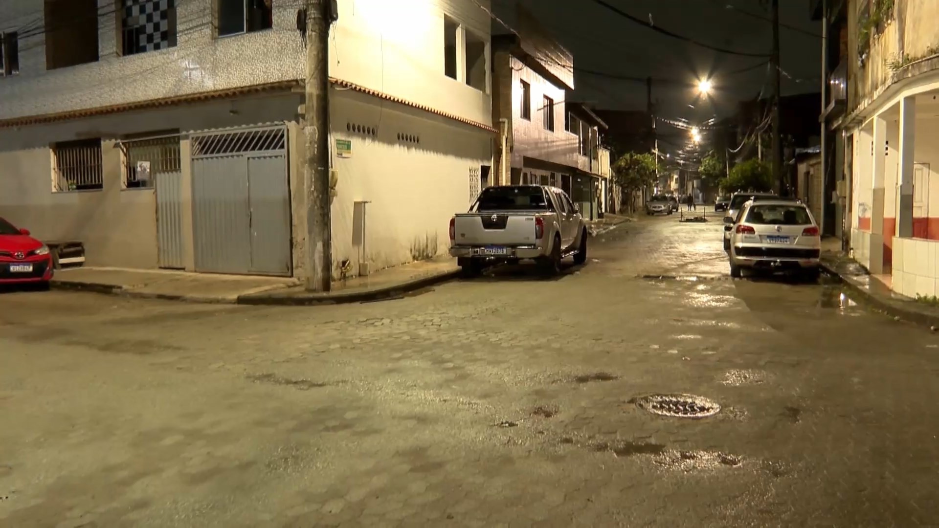 Após matar amigo a facadas, homem espera polícia chegar e é preso na Serra