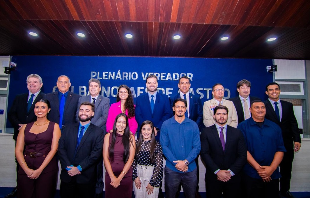 Câmara Municipal empossa mais sete servidores aprovados no concurso público de 2024
