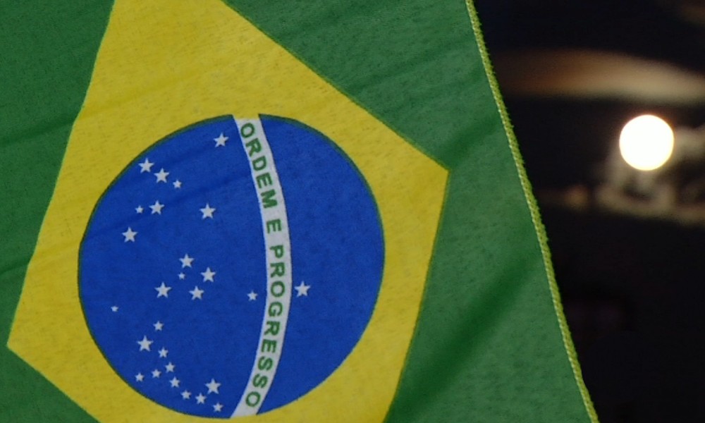 De onde é a estrela solitária na bandeira do Brasil? Mistério repercute nas redes e g1 resolve (spoiler: não é o DF)