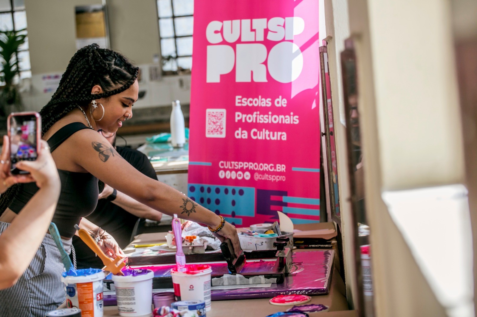 Governo de SP abre inscrições para mais de 2 mil vagas gratuitas em cursos de formação cultural