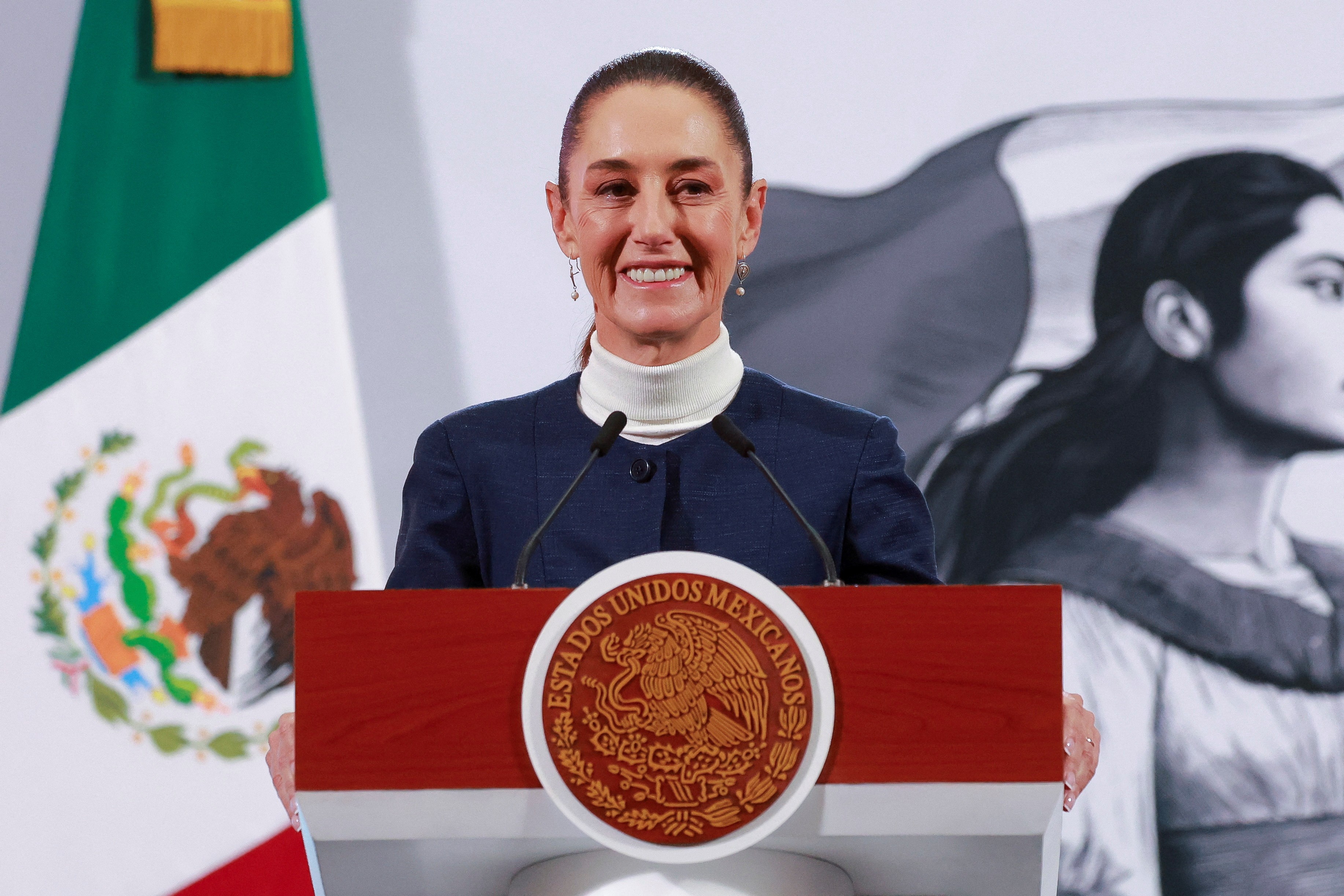 Presidente do México diz que tarifas serão suspensas por 90 dias para fechar acordo comercial com EUA