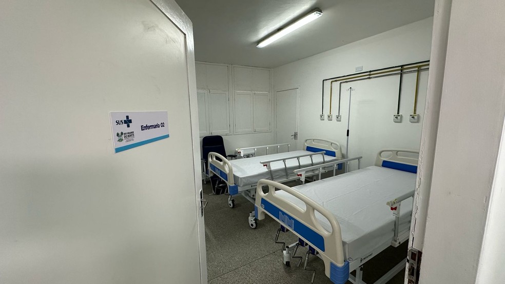 Sala enfermaria barreira ortopédica Macaíba. Hospital Regional Alfredo Mesquita Filho — Foto: Kleber Teixeira/Inter TV Cabugi