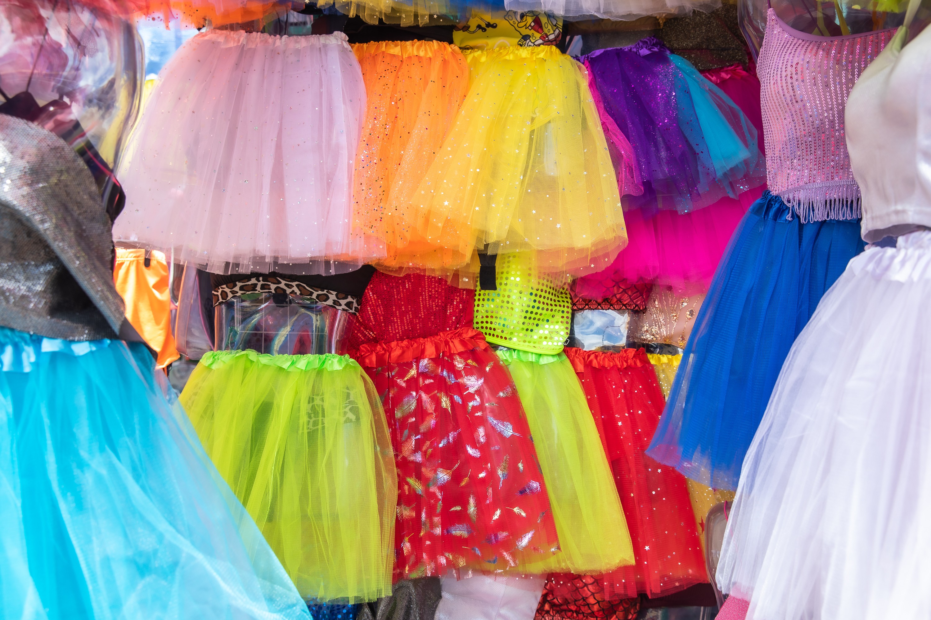 Saia de tule na 25 sales de março
