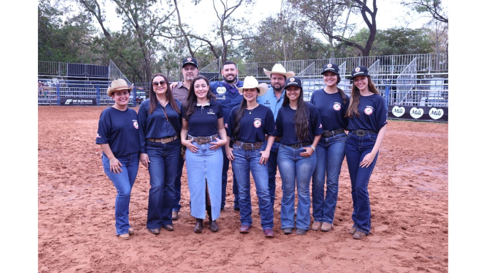 Alunos de Veterinária do UNIFEB vivenciam cuidados com animais em Barretos