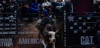 Final da etapa de Americana da PBR reuniu dez competidores na noite deste domingo (7) — Foto: Thomaz Marostegan