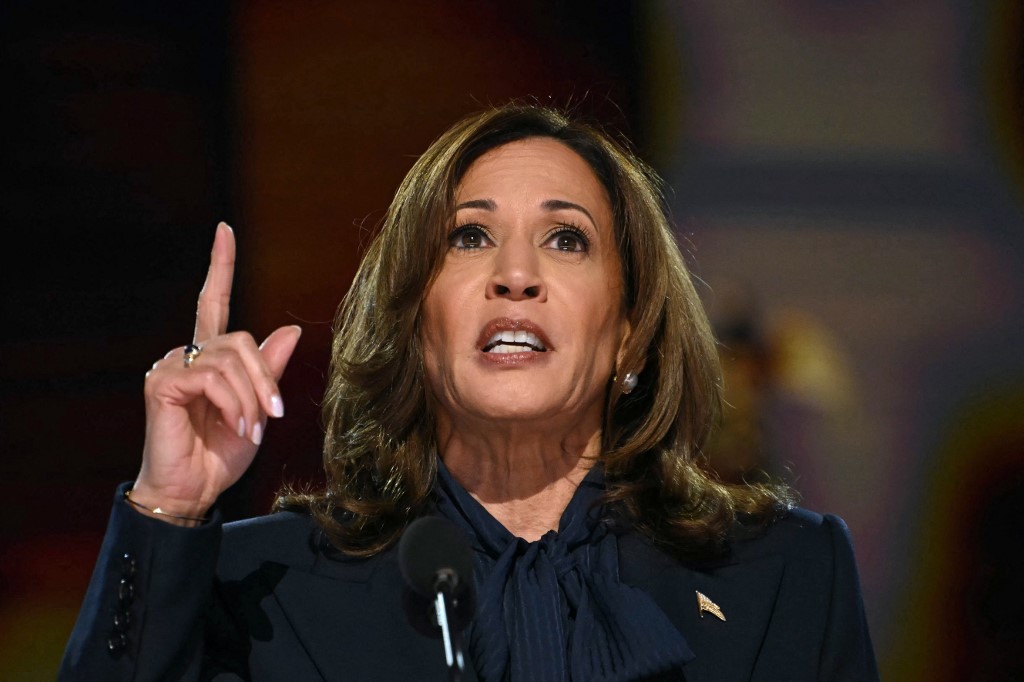 Kamala Harris faz aceno por união nos EUA e promete nomear republicano para o governo