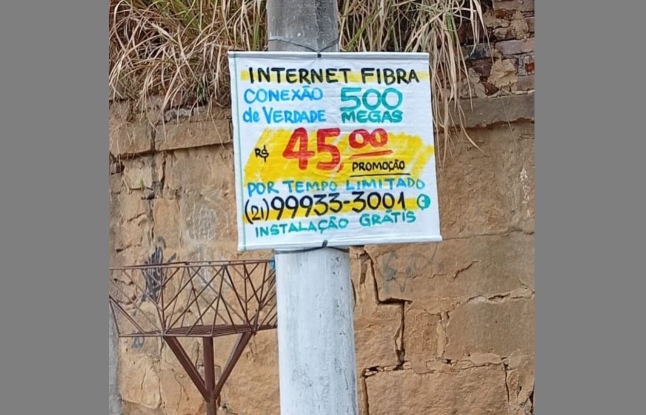Golpe usa falsa promoção de internet para coletar CPF e biometria facial de moradores em Nova Friburgo