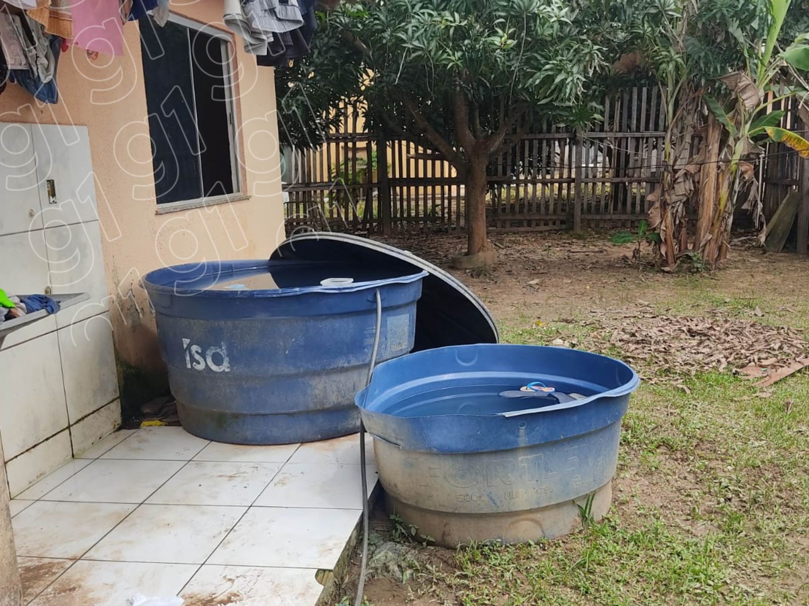 Menino de 1 ano e 5 meses é intubado após se afogar em caixa d'água no Acre