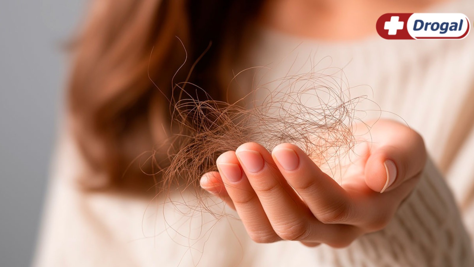O que causa muita queda de cabelo? Entenda os principais motivos