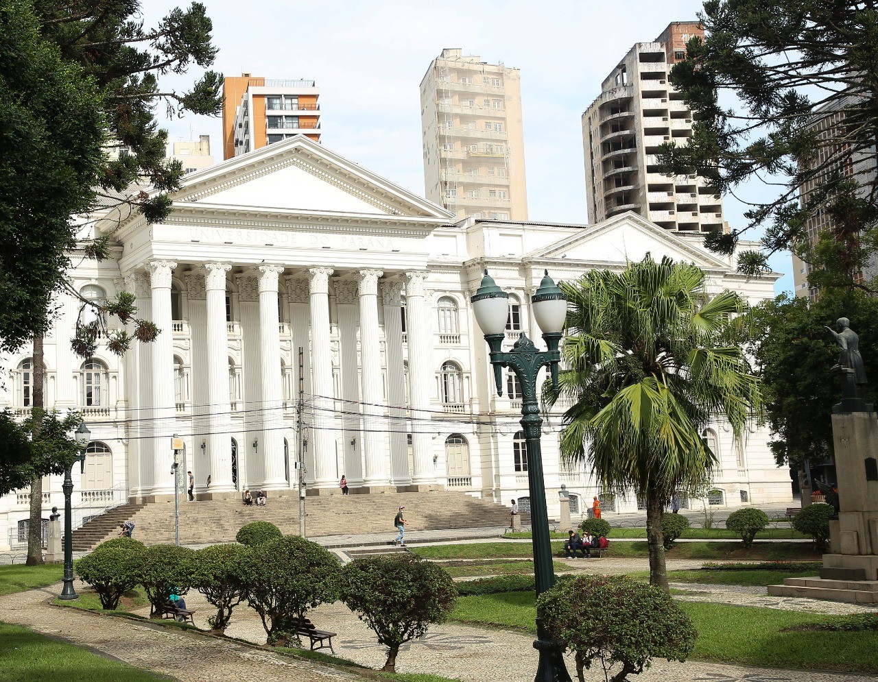 Vestibular UFPR: 1ª fase é neste domingo (20) em dez cidades do Paraná; veja o que pode e o que não pode na prova