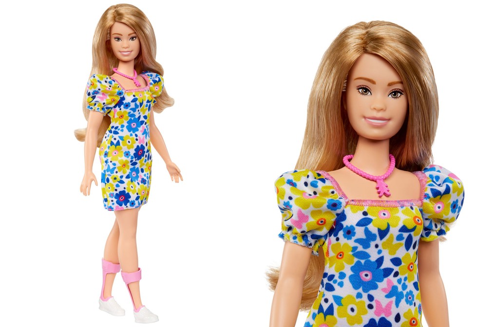 Salão de cabeleireiro da Barbie - Vídeo com brinquedos para crianças - Jogos  para crianças 