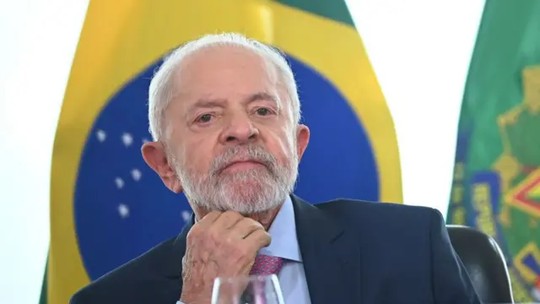 Brasil dobra aposta nos Brics e desafia Trump, diz jornal britânico - Segundo jornal britânico "Financial Times", que conversou com o assessor de Relações Exteriores de Lula, Brasil desafiará ameaças do presidente dos EUA.