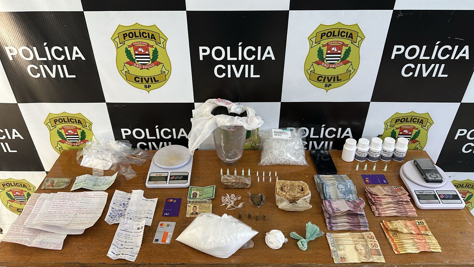 Polícia Civil prende membro do PCC e gerente de tráfico durante operação em Mogi Guaçu