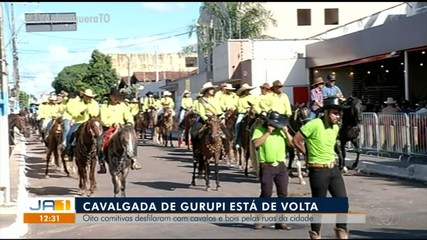 Comitivas desfilaram em bois e cavalos na cavalgada de Gurupi