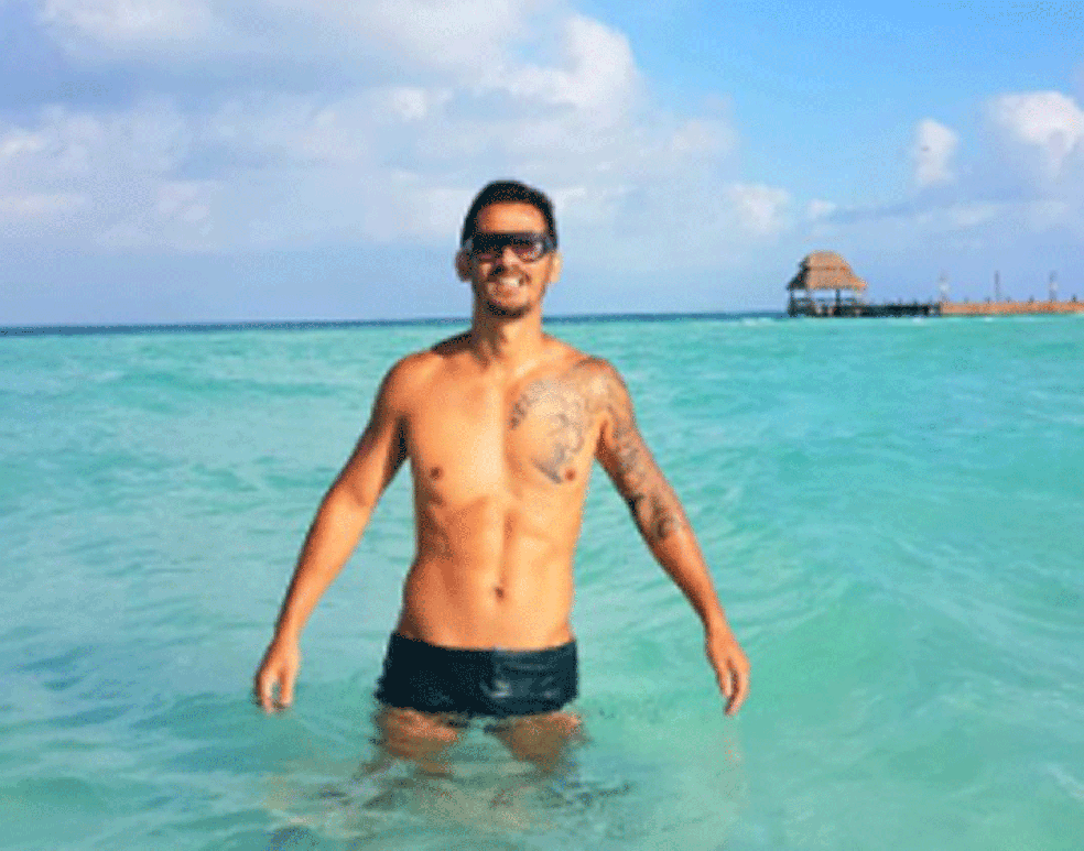 Fisioterapeuta Fábio Toshiro morreu atropelado após sua festa de casamento na Zona Oeste do Rio — Foto: Reprodução