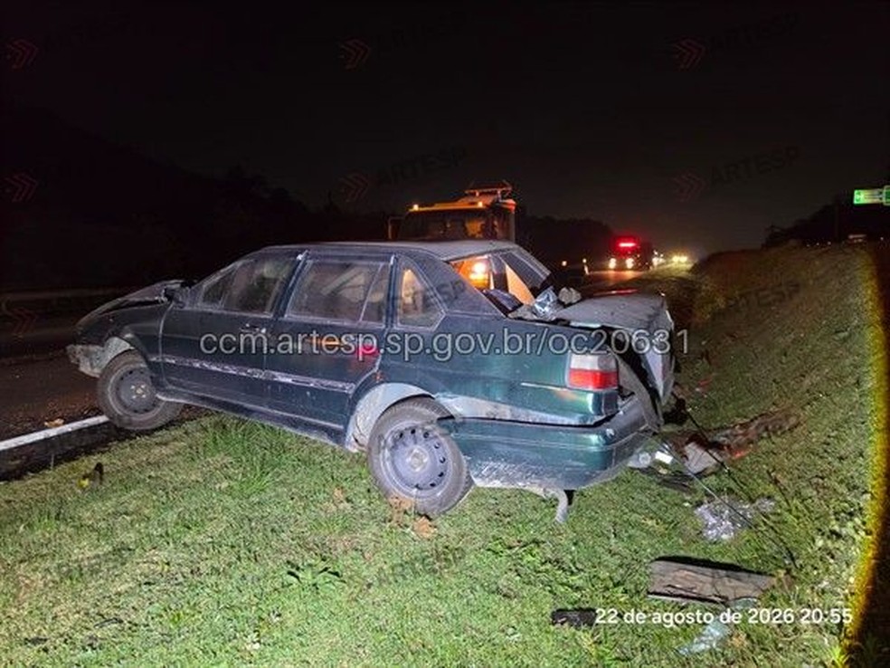 Acidente entre veículos de passeio deixa um morto na Rodovia dos Bandeirantes em Jundiaí (SP) — Foto: Portal CCM/Artesp