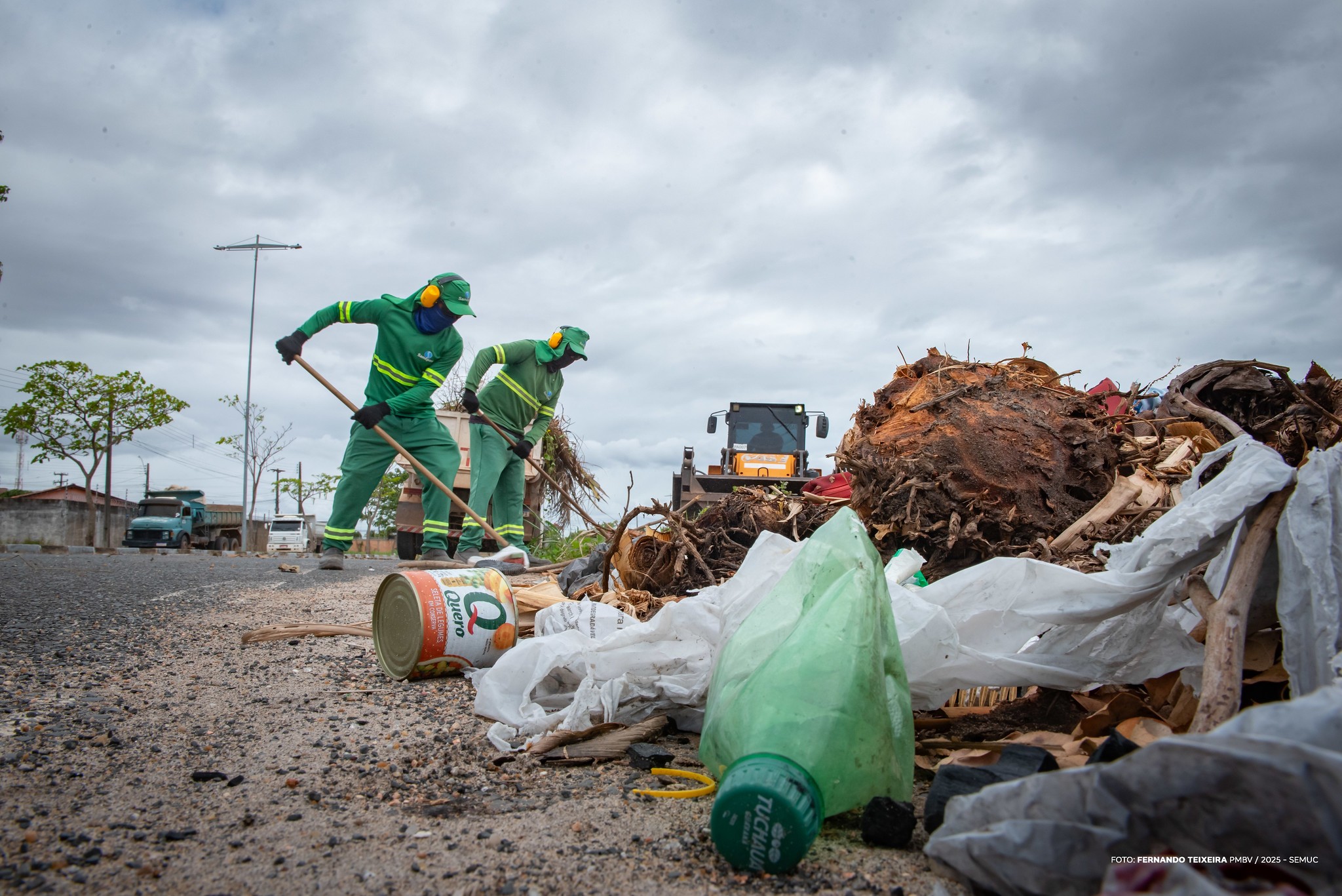 Mais de 70 toneladas de lixo são retiradas das ruas de Boa Vista após fortes chuvas 