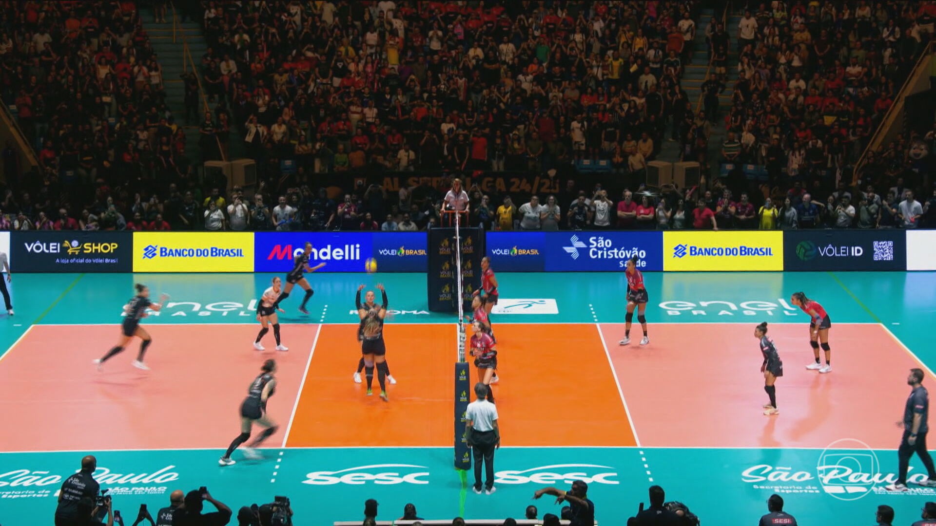 Após 13 anos, Osasco volta a conquistar Superliga de vôlei