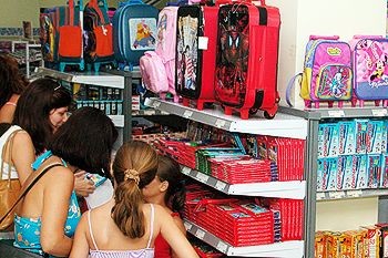 Rede Bahia inicia 4ª edição da campanha ‘Volta às Aulas Solidária’ para arrecadar materiais escolares