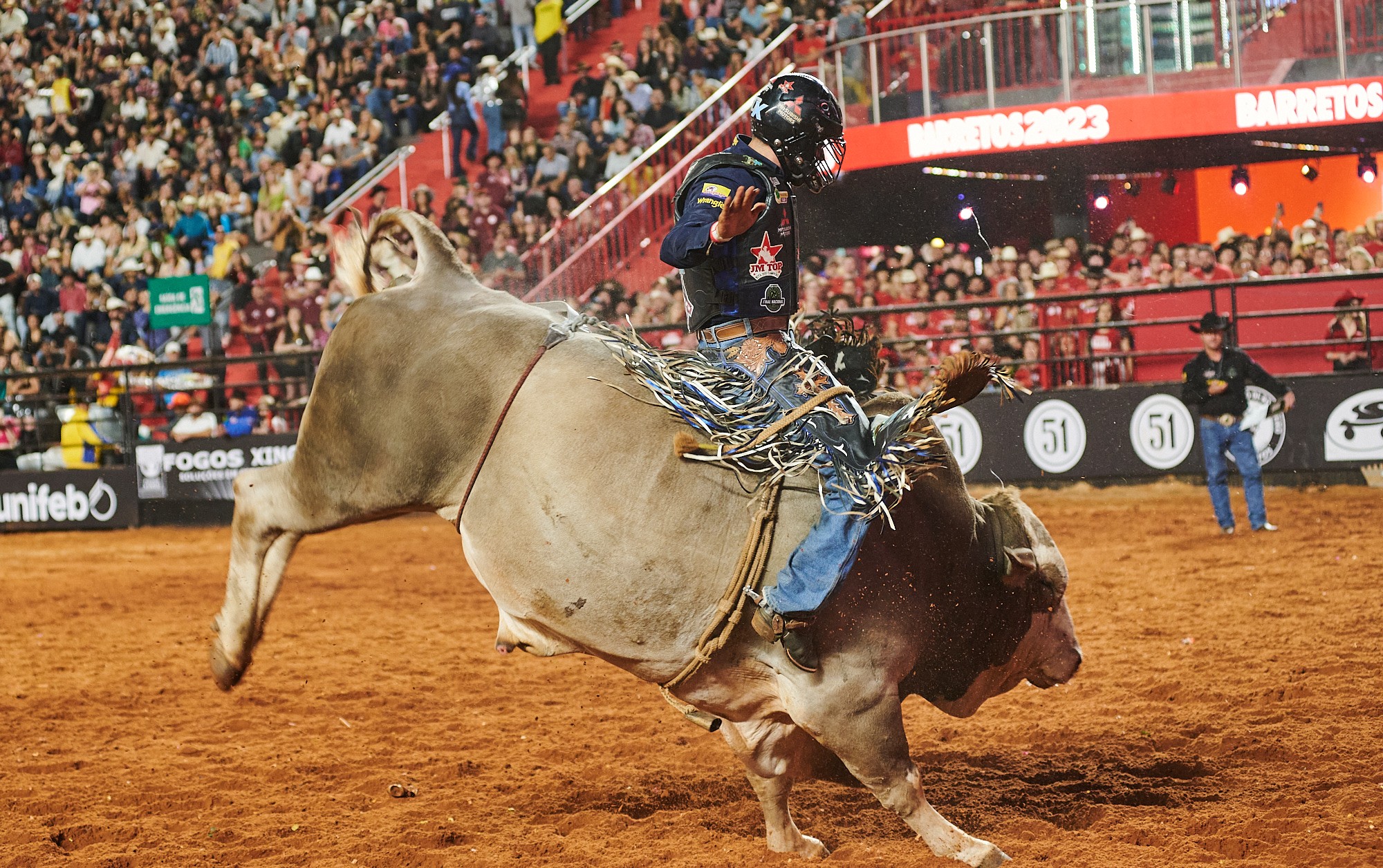 Segunda noite da montaria em touros em Barretos tem competidor de GO ...