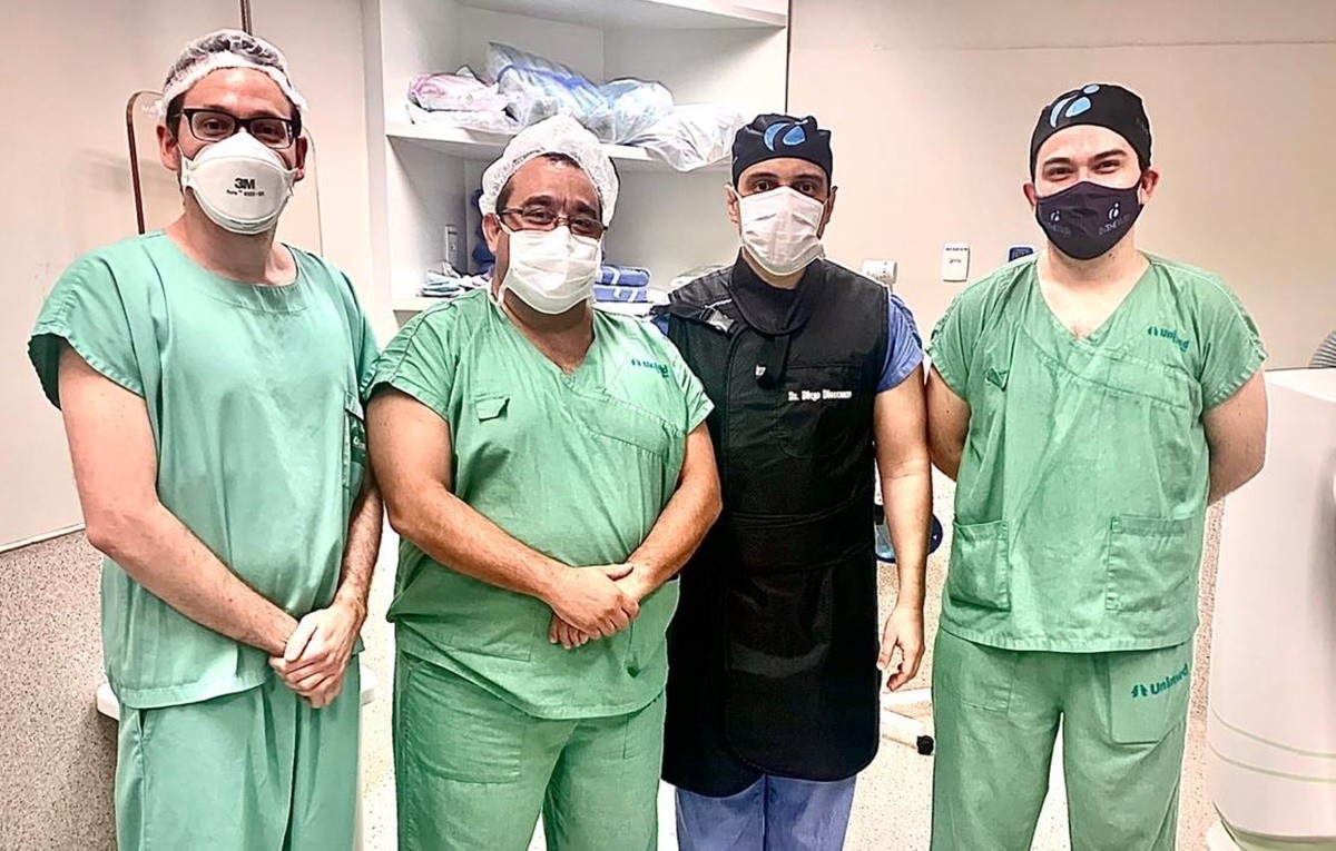 HUP realiza procedimento pioneiro no tratamento de doenças da aorta | SOS  Unimed | G1