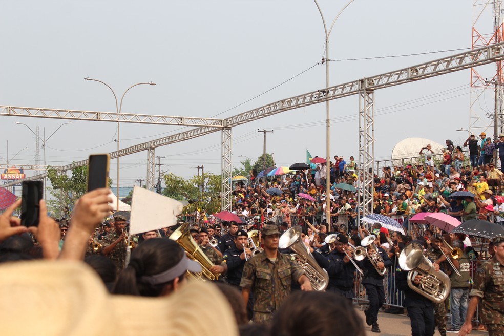 Banda da Polícia Militar se apresenta durante desfile de 7 de Setembro em Porto Velho — Foto: Foto: Mateus Santos/g1