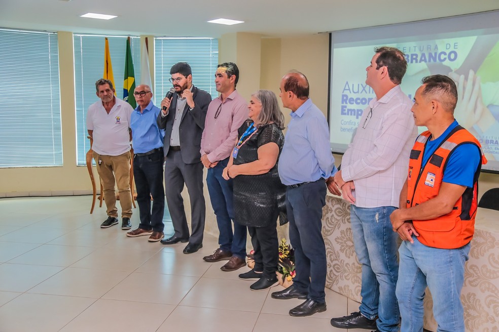 Secretários e gestores da prefeitura falaram sobre a liberação dos recursos — Foto: Val Fernandes/Assecom