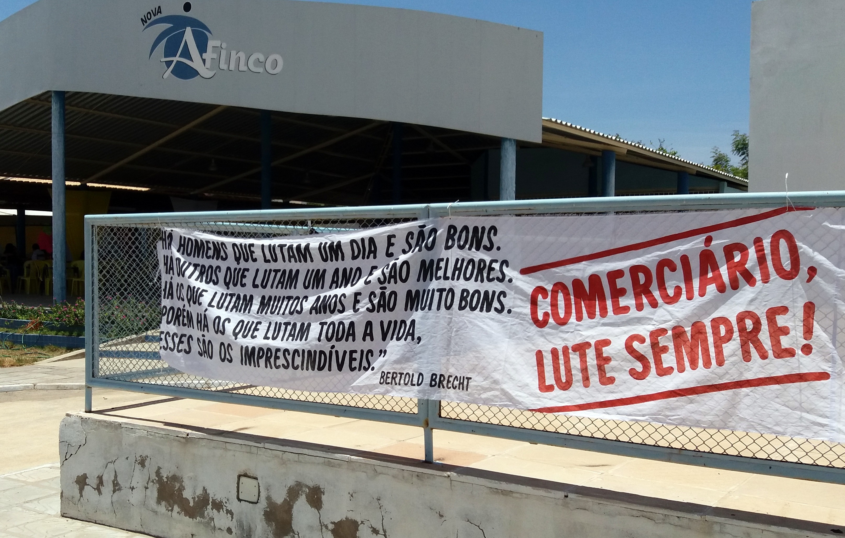 Sesc celebra o Dia do Comerciário com programação especial no Sertão de Pernambuco
