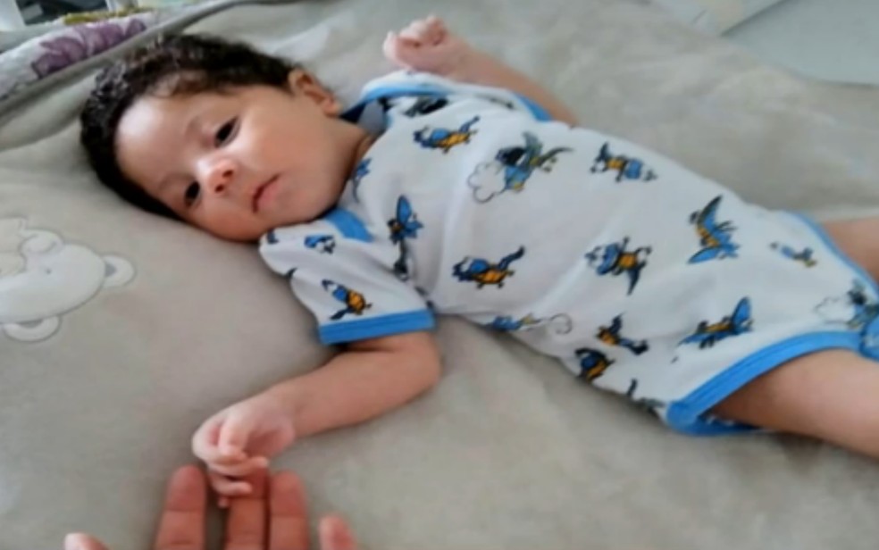 Covid em recém-nascidos: bebê supera doença após 8 dias na UTI