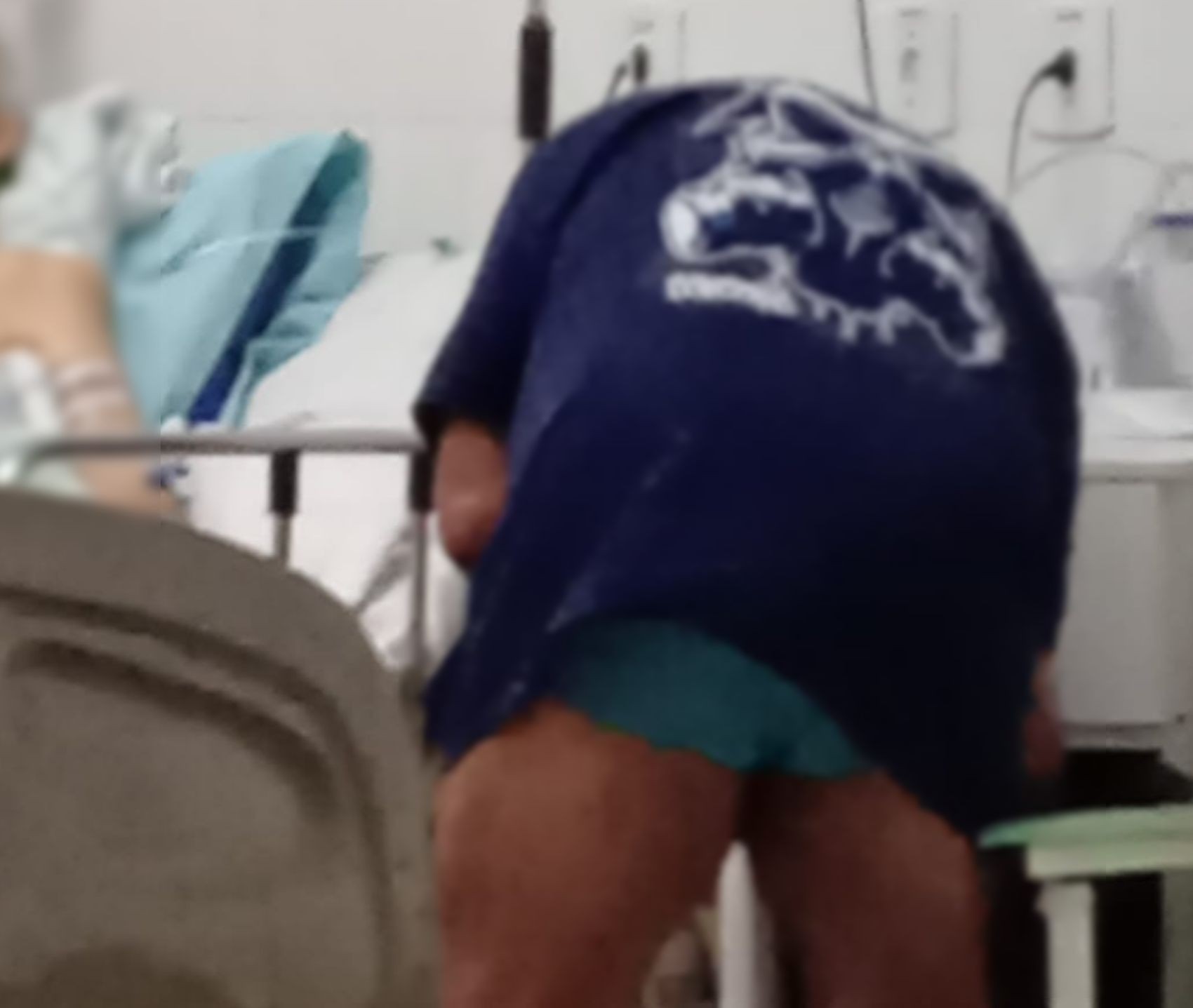 Homem é flagrado se masturbando dentro de enfermaria de hospital em São Cristóvão