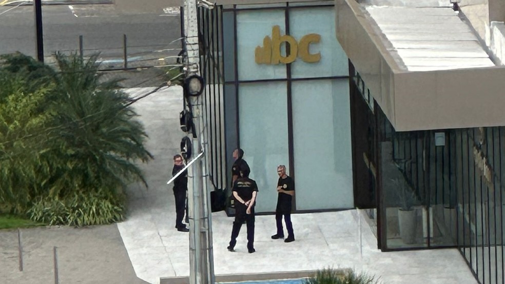 Polícia Federal também está na filial da Braiscompany em João Pessoa — Foto: Arquivo pessoal